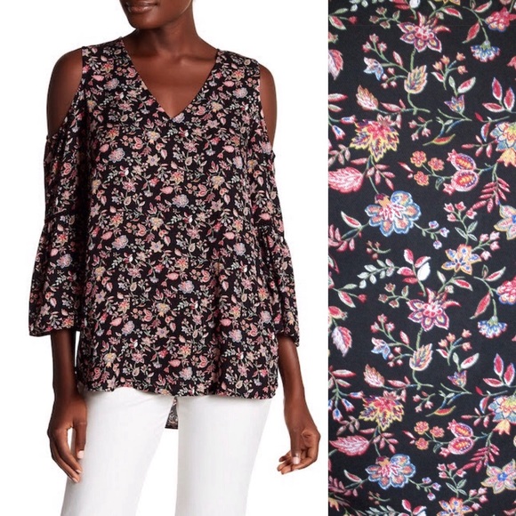 🔴 PLEIONE Bell Sleeve Floral Cold Shoulder Tunic sz Small NEW With Tags - Picture 1 of 11